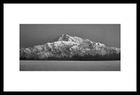 Photographie encadrée de montagnes enneigées - 30 po x 20 po