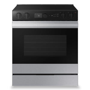 Cuisinière intelligente électrique Bespoke de Samsung de 6,3 pi3 avec fonctions AirFry et Air Sous Vide - NSE6DG8500SRAC