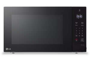 Four à micro-ondes de comptoir LG NeoChefMC de 1,5 pi3 avec technologie Smart Inverter et cuisson par capteur - MSER1590B