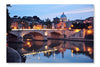 Night View of Rome, Italy 24 po x 36 po : Oeuvre d’art murale en panneau de tissu sans cadre