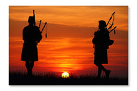  Pipers At Sunset 24 po x 36 po : Cadre d'art mural et panneau de tissu